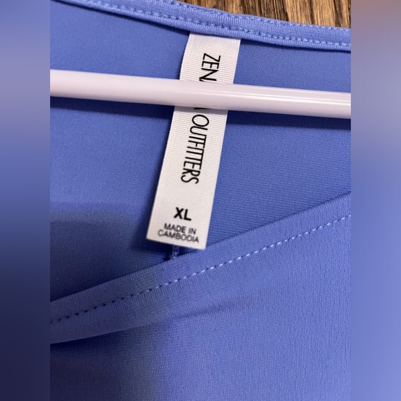 Blue high low top - Picture 3 of 5